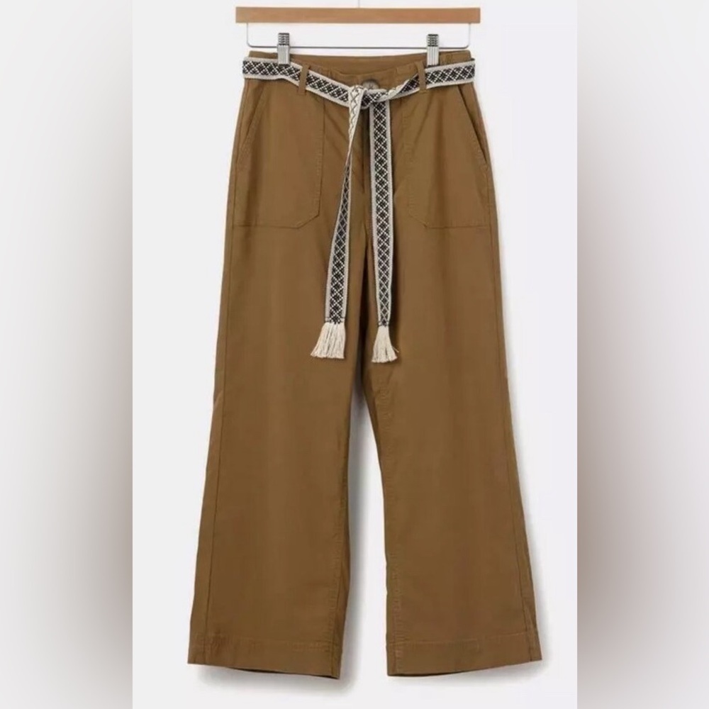 NWT Good Hart Most wanted khakis pants Matilda Jane Women’s cropped gaucho